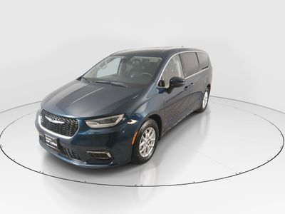 2023 Chrysler Pacifica — rear three-quarter view