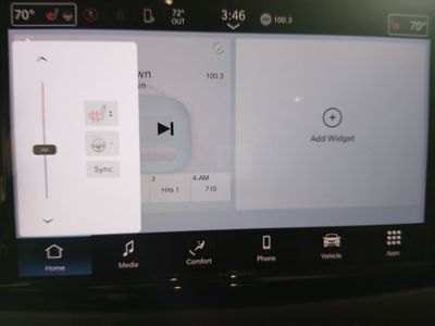 2023 Chrysler Pacifica — photo 19 view