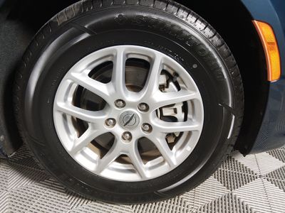 2023 Chrysler Pacifica — photo 10 view