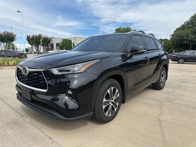 2023 Toyota Highlander - Photo 1