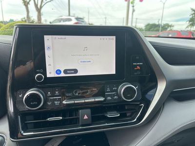 2023 Toyota Highlander - Photo 11