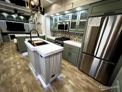 2025 Redwood RV Redwood - Photo 16