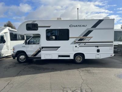 2027 Thor Motor Coach CHATEAU — photo 21 view