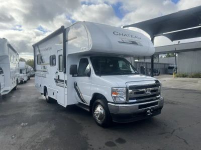 2027 Thor Motor Coach CHATEAU — front three-quarter view