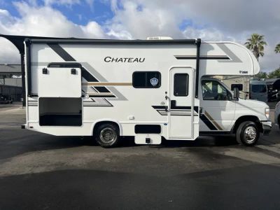 2027 Thor Motor Coach CHATEAU — photo 23 view