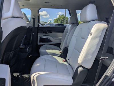 2025 Kia Telluride - Photo 13