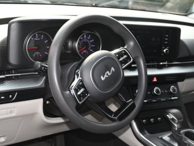 2023 Kia Carnival - Photo 7