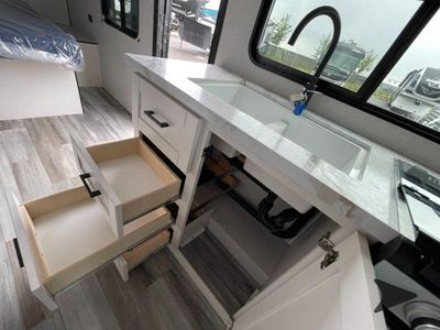 2026 Jayco Jay Flight SLX — photo 13 view