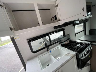 2026 Jayco Jay Flight SLX — photo 12 view