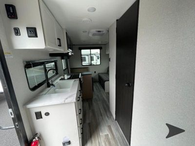 2026 Jayco Jay Flight SLX — photo 9 view