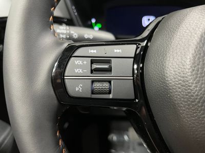 2026 Honda CR-V Hybrid - Photo 14