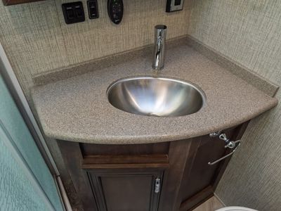 2020 Newmar BAYSTAR - Photo 13