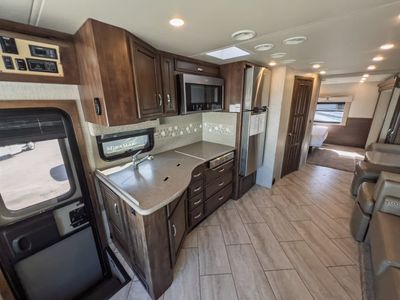 2020 Newmar BAYSTAR - Photo 9