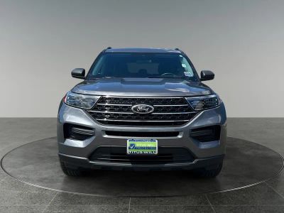 2022 Ford Explorer — side profile view