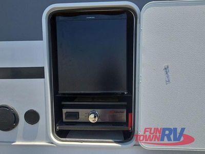 2025 Forest River RV Wildwood - Photo 6