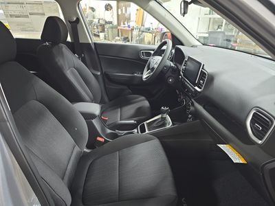 2026 Hyundai Venue — photo 15 view