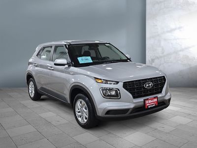 2026 Hyundai Venue — photo 8 view