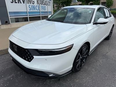 2023 Honda Accord Hybrid - Photo 2