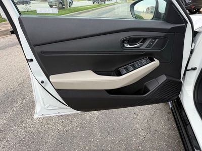 2023 Honda Accord Hybrid - Photo 12