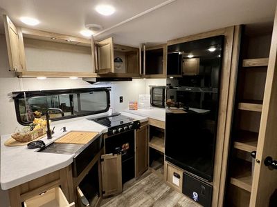 2024 Cherokee 2024 Cherokee Wolf Den 272RK - Photo 11