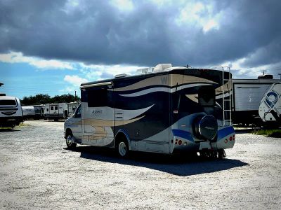 2008 Winnebago Aspect — rear three-quarter view