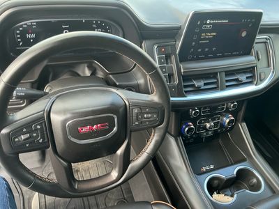 2023 GMC Yukon XL - Photo 14