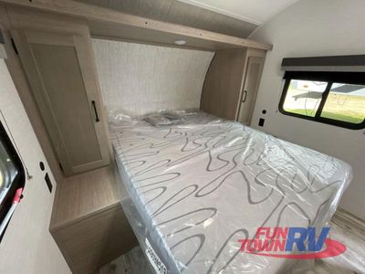 2025 Gulf Stream RV Yellowstone Classic - Photo 29