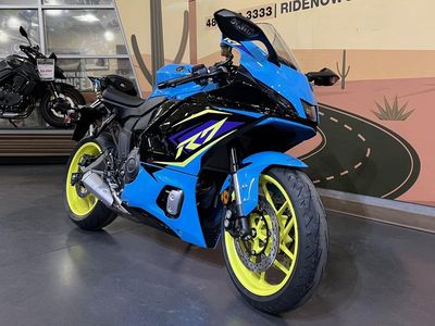 2026 Yamaha YZF-R7 - Photo 2