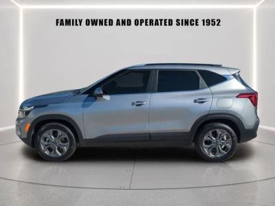 2024 Kia Seltos — side profile view
