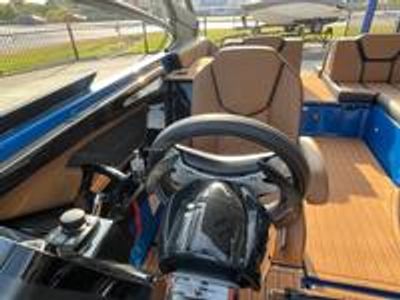 2026 Yamaha 255 XD - Photo 35