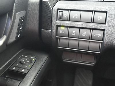 2025 Toyota 4Runner Limited SUV — photo 13 view