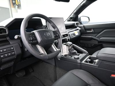 2025 Toyota 4Runner Limited SUV — photo 14 view