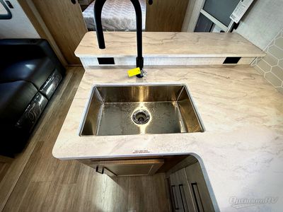 2026 Ember RV E-Series - Photo 8