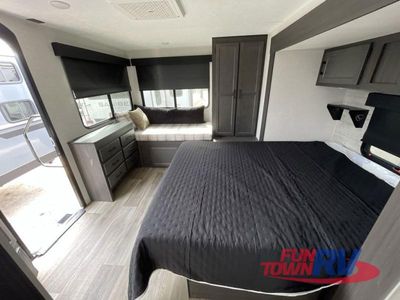 2025 Venture RV Stratus - Photo 42
