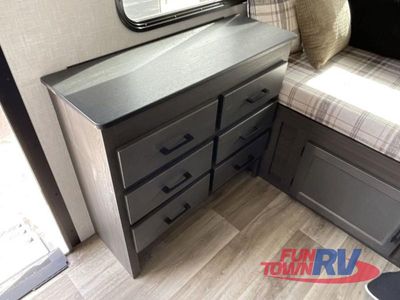 2025 Venture RV Stratus - Photo 45