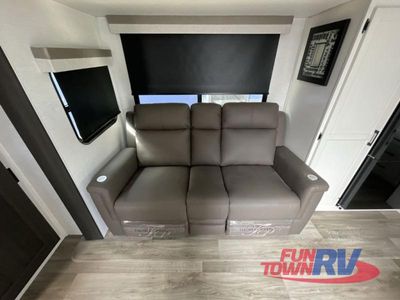 2025 Venture RV Stratus - Photo 30