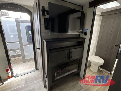 2025 Venture RV Stratus - Photo 31