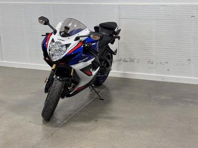 2026 Suzuki GSX-R750 - Photo 10
