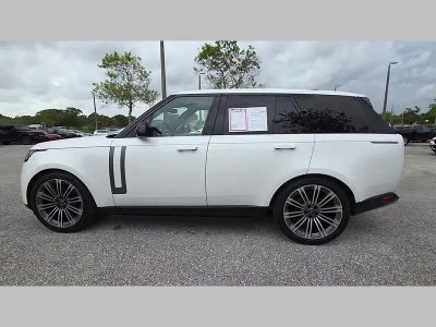 2024 Land Rover Range Rover — photo 40 view