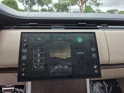 2024 Land Rover Range Rover — photo 13 view