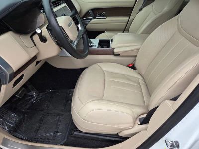 2024 Land Rover Range Rover — photo 11 view
