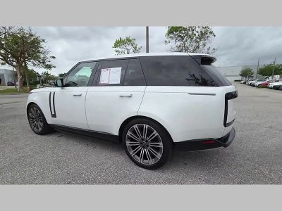 2024 Land Rover Range Rover — photo 37 view
