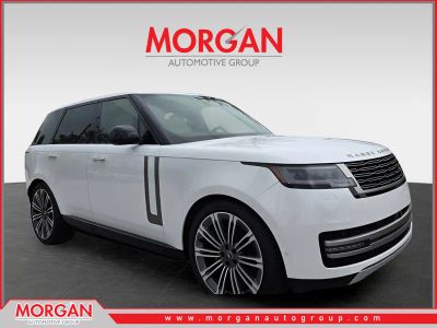 2024 Land Rover Range Rover SE — front three-quarter view