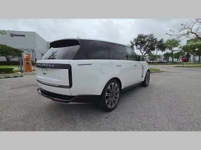 2024 Land Rover Range Rover — photo 33 view