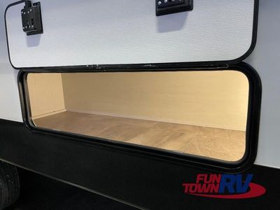 2026 Coachmen RV Chaparral Lite - Photo 5