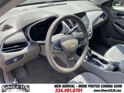 2025 Chevrolet Malibu - Photo 22