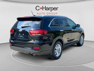 2020 Kia Sorento — rear three-quarter view