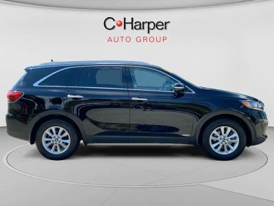 2020 Kia Sorento — side profile view