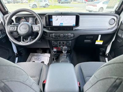 2026 Jeep Wrangler — photo 25 view