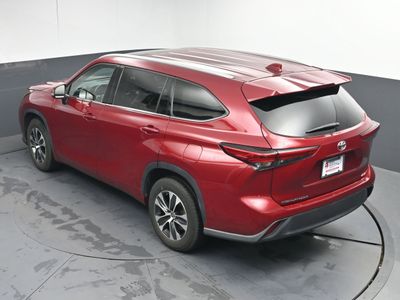 2026 2022 Toyota Highlander XLE SUV - Photo 36
